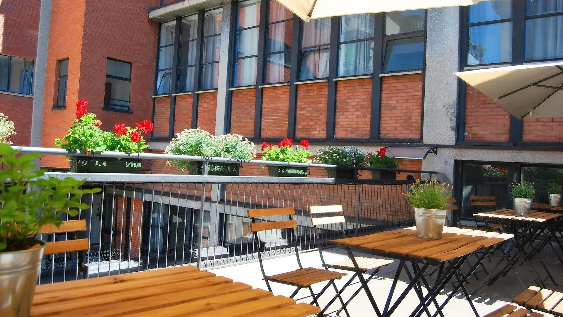 Mio Hostel Milan Italy