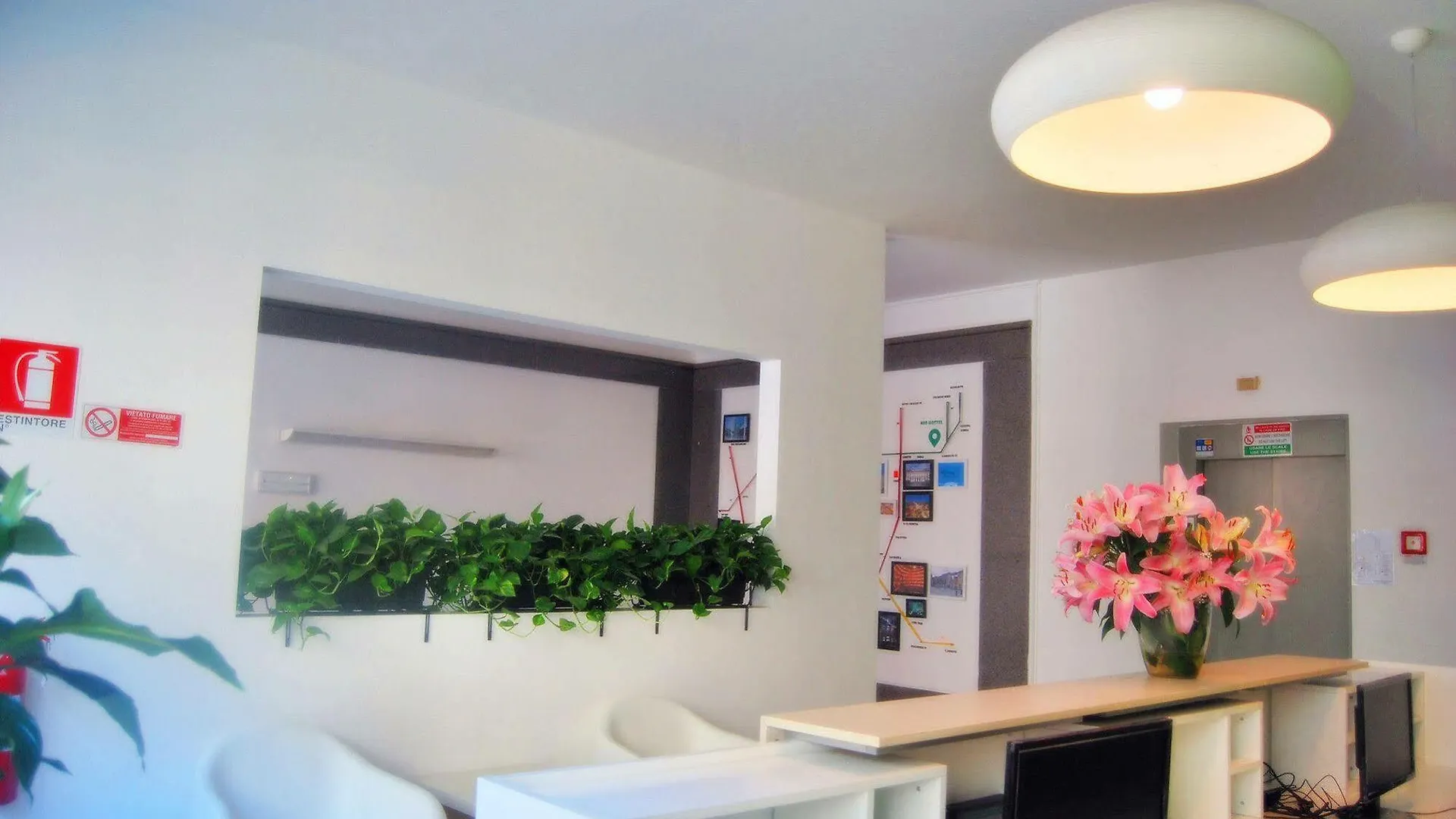 Mio Hostel Milan 0*,
